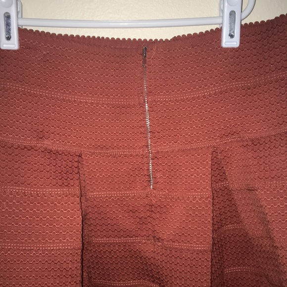 H&M skirt - Picture 3 of 4
